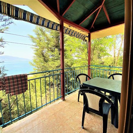Ramo'S Cozy Beachside Haven With Panoramic Views - 1St Vlorë Εξωτερικό φωτογραφία
